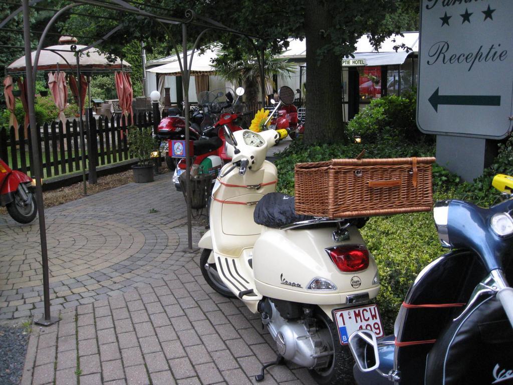 Parkhotel ハッセルト エクステリア 写真