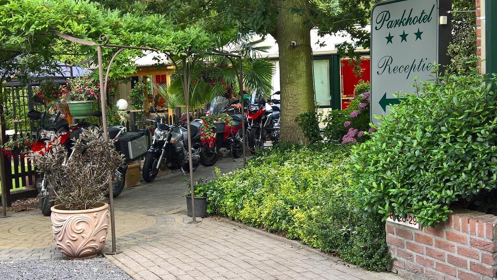 Parkhotel ハッセルト エクステリア 写真